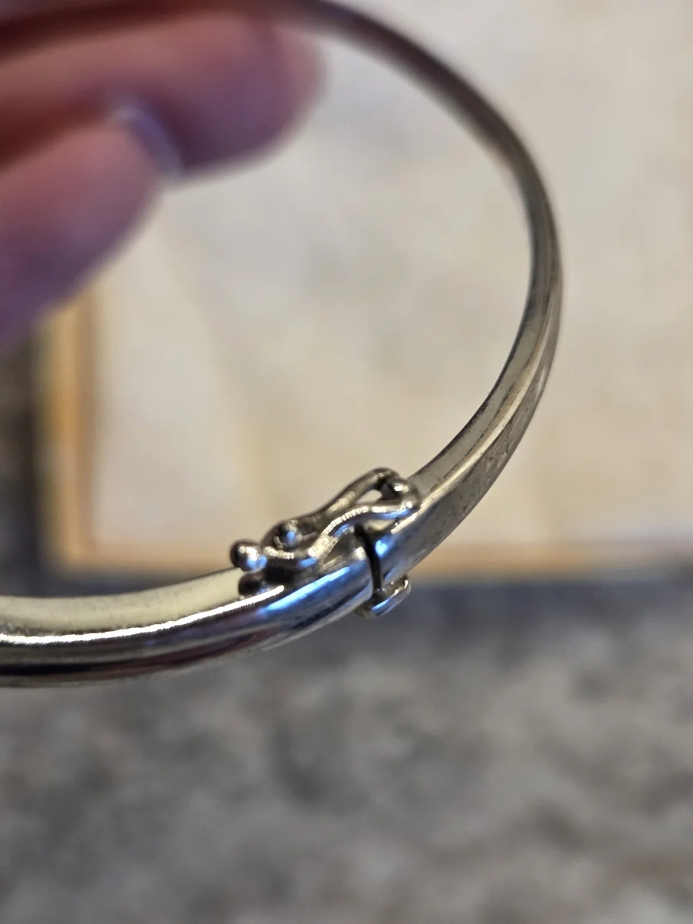 Zales Jewelers Heart Link Sterling Silver Bangle Bracelet- Gorgeous